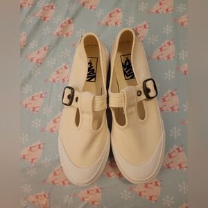 Vans Beige Mary Janes Casual Shoes NWOT womens Size 7